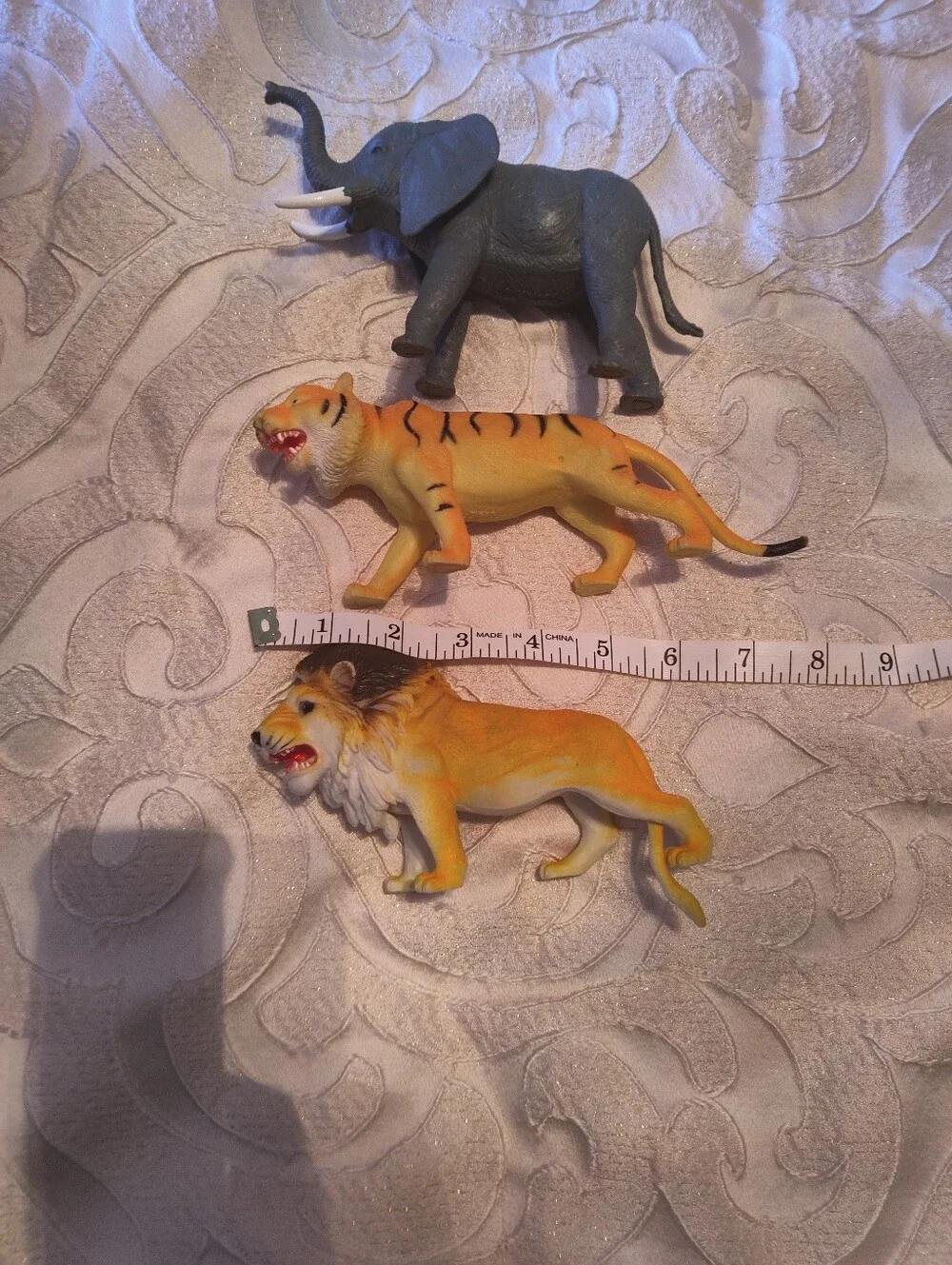 Kids Rubber Animals Standing Squeeze Figures T-Rex Lion Elephant Learning Toys